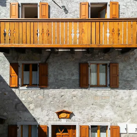 Albergo Diffuso Sutrio Zoncolan Exterior photo