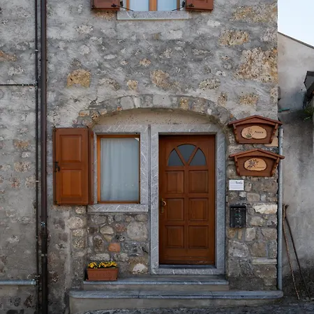 Albergo Diffuso Sutrio Zoncolan Exterior photo